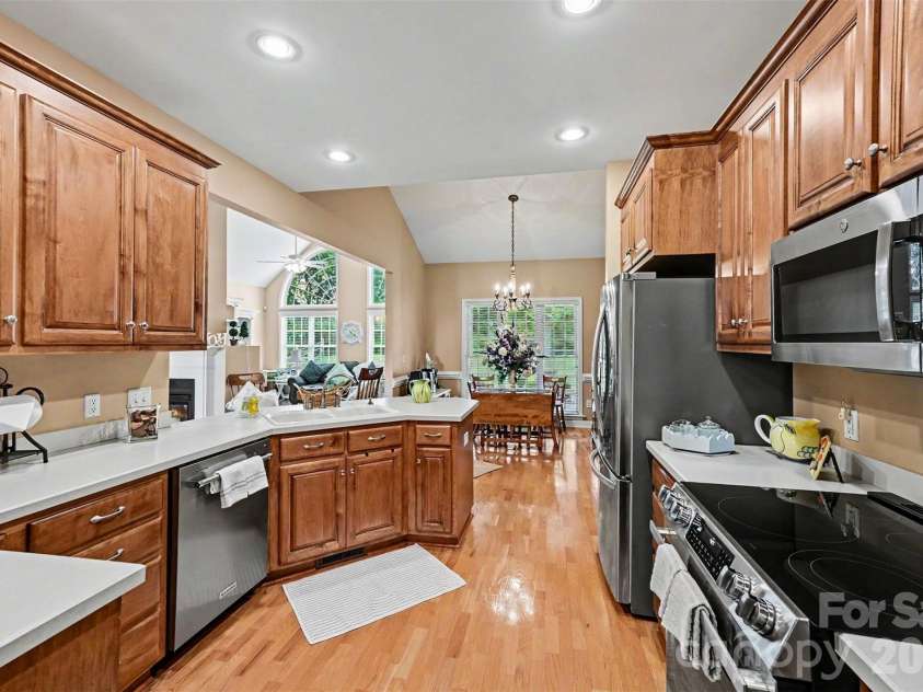 3960 Troon Drive, Concord, NC 28027.  MLS# CAR4378188, YatesRealty ID 20172. 
