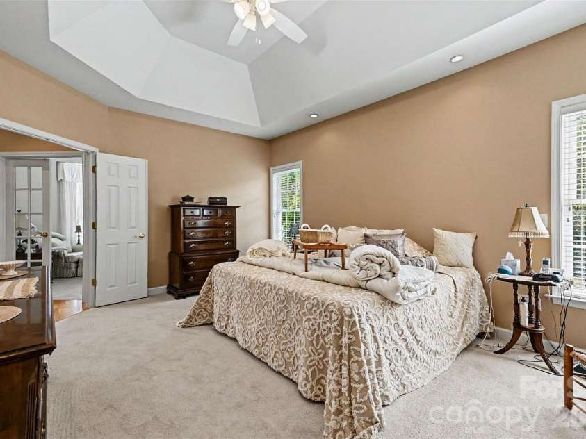 3960 Troon Drive, Concord, NC 28027.  MLS# CAR4378188, YatesRealty ID 20172. 