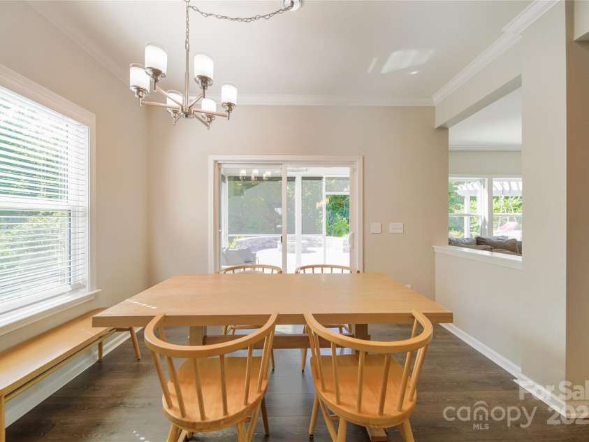 2035 Beacon Avenue, Monroe, NC 28110.  MLS# CAR4265036, YatesRealty ID 20173. Breakfast nook