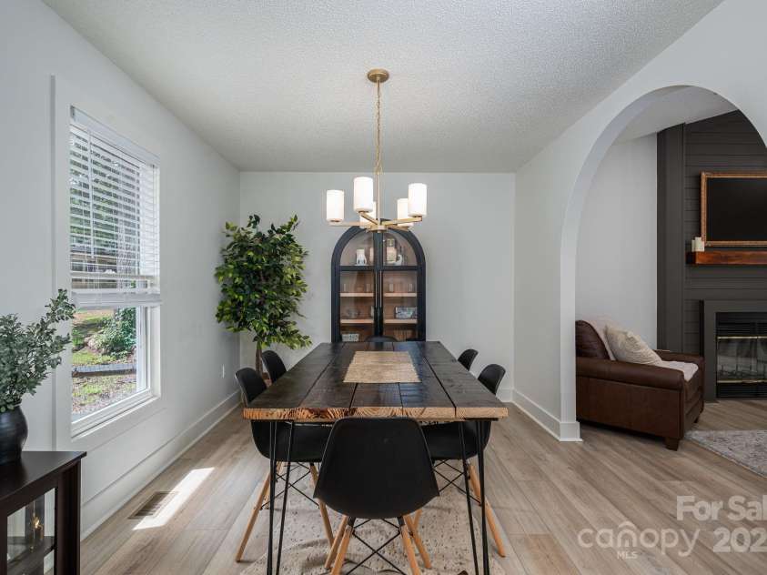1256 Canseco Lane, Hickory, NC 28602.  MLS# CAR4266894, YatesRealty ID 20175. Dining Room