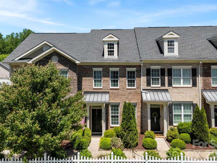 4317 Courtly Lane, Belmont, NC 28012.  MLS# CAR4379601, YatesRealty ID 20175. 
