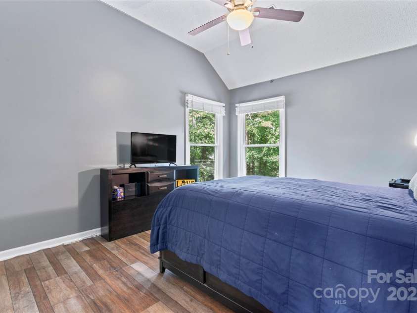 107 Glenmont Court, Mooresville, NC 28117.  MLS# CAR4267304, YatesRealty ID 20176. 3rd bedroom on upper level