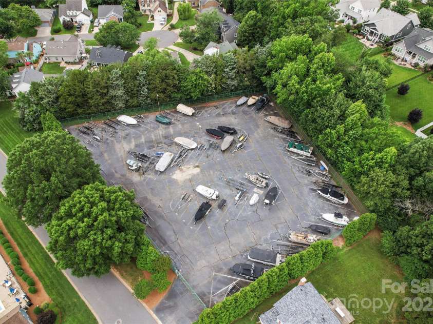 107 Glenmont Court, Mooresville, NC 28117.  MLS# CAR4267304, YatesRealty ID 20176. Boat storage