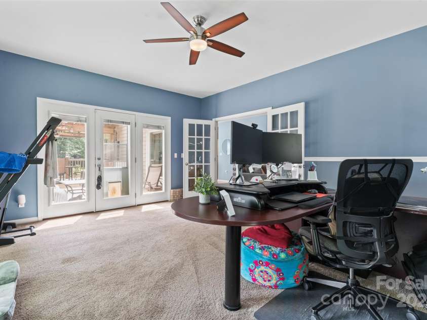 107 Glenmont Court, Mooresville, NC 28117.  MLS# CAR4267304, YatesRealty ID 20176. Den