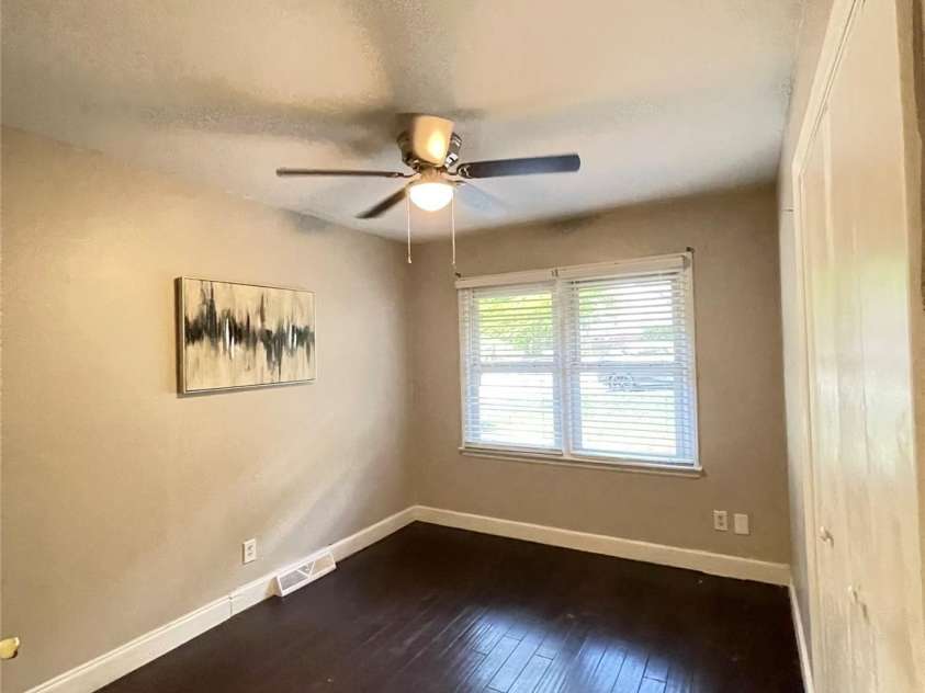 609 Glenn Street, Gastonia, NC 28052.  MLS# CAR4380166, YatesRealty ID 20176. 