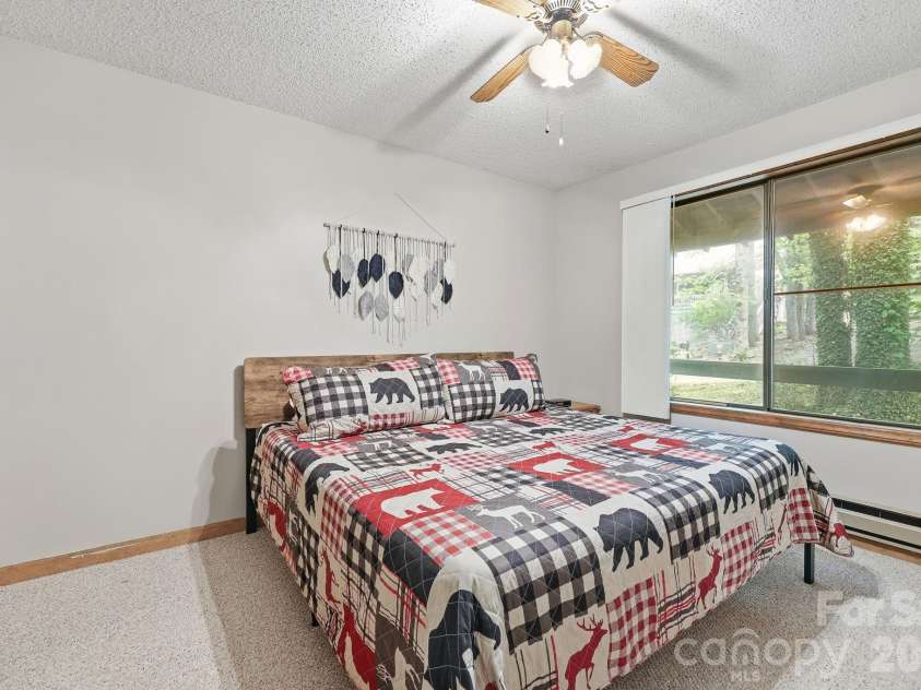 50 Gail Drive, Maggie Valley, NC 28751.  MLS# CAR4380085, YatesRealty ID 20177. 