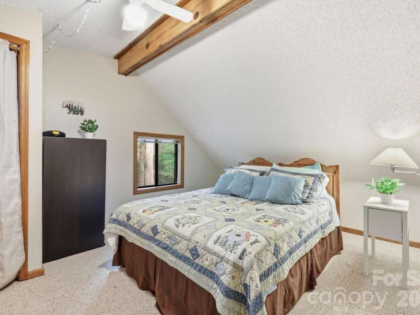 50 Gail Drive, Maggie Valley, NC 28751.  MLS# CAR4380085, YatesRealty ID 20177. 