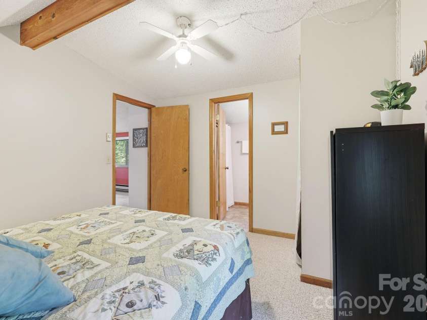 50 Gail Drive, Maggie Valley, NC 28751.  MLS# CAR4380085, YatesRealty ID 20177. 