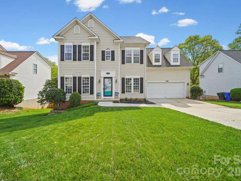 122 Easy Street, Mooresville, NC 28117.  MLS# CAR4367277, YatesRealty ID 20178. 