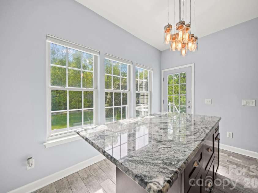 122 Easy Street, Mooresville, NC 28117.  MLS# CAR4367277, YatesRealty ID 20178. 