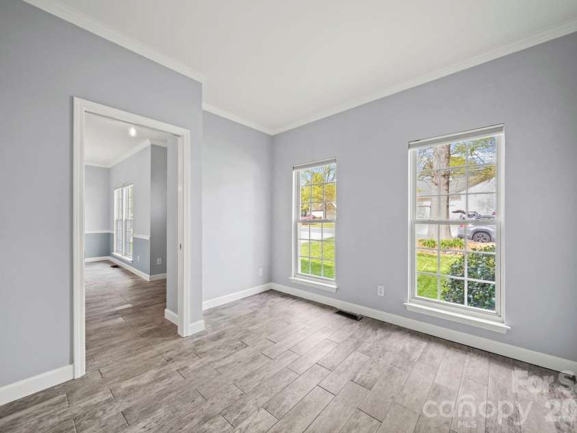 122 Easy Street, Mooresville, NC 28117.  MLS# CAR4367277, YatesRealty ID 20178. 