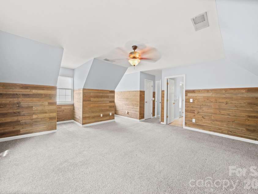 122 Easy Street, Mooresville, NC 28117.  MLS# CAR4367277, YatesRealty ID 20178. 