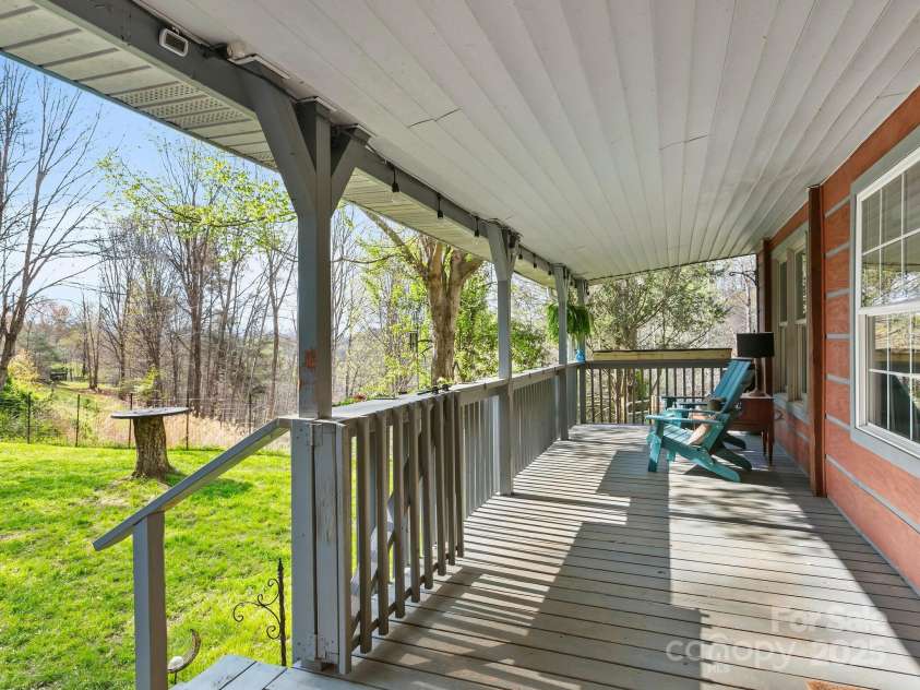 71 Mace Road, Marshall, NC 28753.  MLS# CAR4247339, YatesRealty ID 20178. 