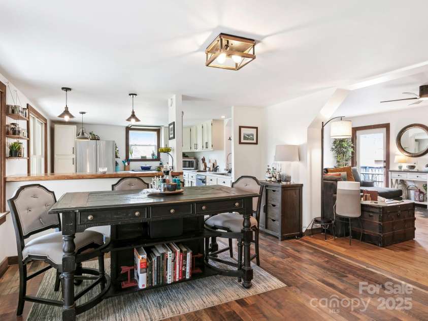 71 Mace Road, Marshall, NC 28753.  MLS# CAR4247339, YatesRealty ID 20178. 