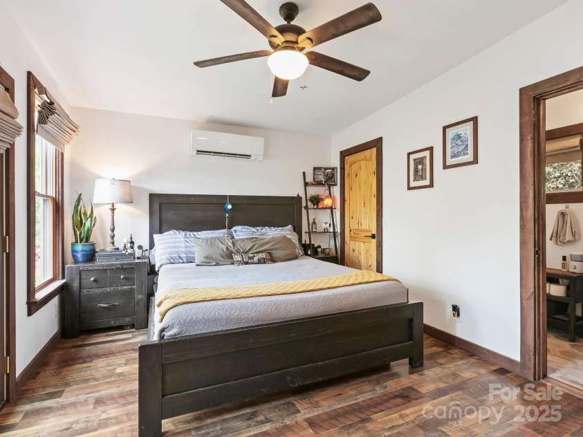 71 Mace Road, Marshall, NC 28753.  MLS# CAR4247339, YatesRealty ID 20178. 