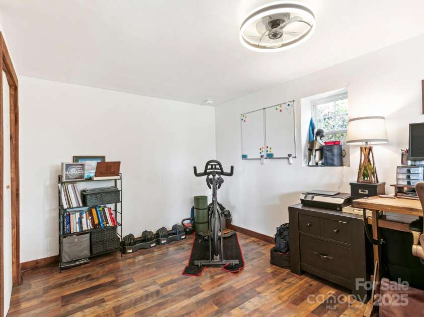 71 Mace Road, Marshall, NC 28753.  MLS# CAR4247339, YatesRealty ID 20178. 