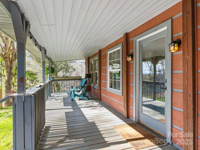 71 Mace Road, Marshall, NC 28753.  MLS# CAR4247339, YatesRealty ID 20178. 