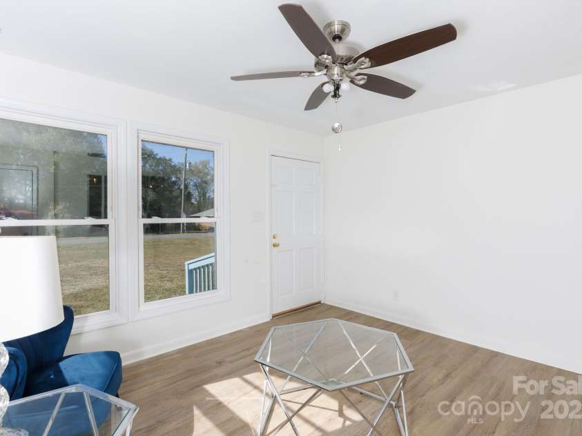 107 Mint Street, Clover, SC 29710.  MLS# CAR4318117, YatesRealty ID 20179. 