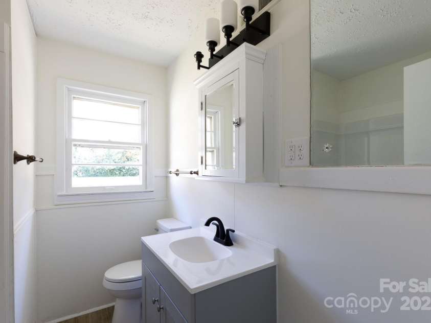 107 Mint Street, Clover, SC 29710.  MLS# CAR4318117, YatesRealty ID 20179. 