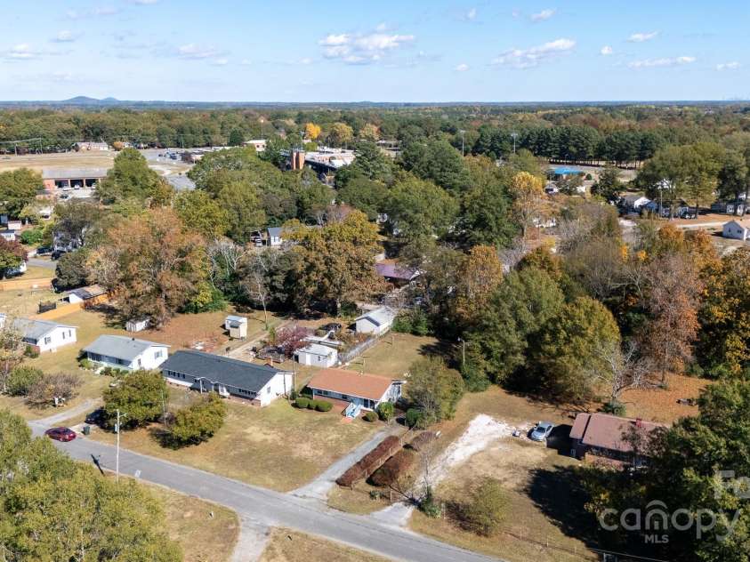 107 Mint Street, Clover, SC 29710.  MLS# CAR4318117, YatesRealty ID 20179. 
