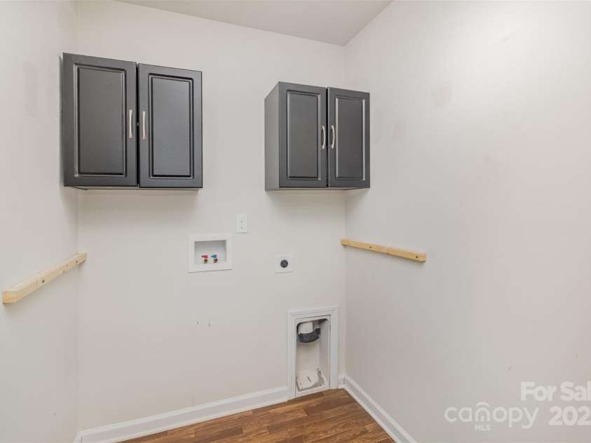 205 Athens Drive, Salisbury, NC 28147.  MLS# CAR4232692, YatesRealty ID 20179. 