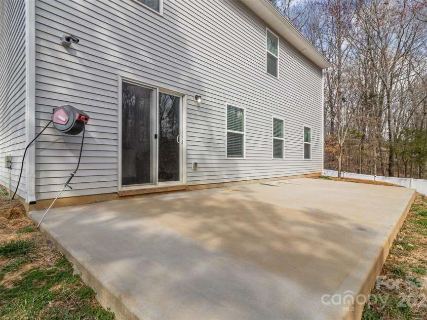 205 Athens Drive, Salisbury, NC 28147.  MLS# CAR4232692, YatesRealty ID 20179. 