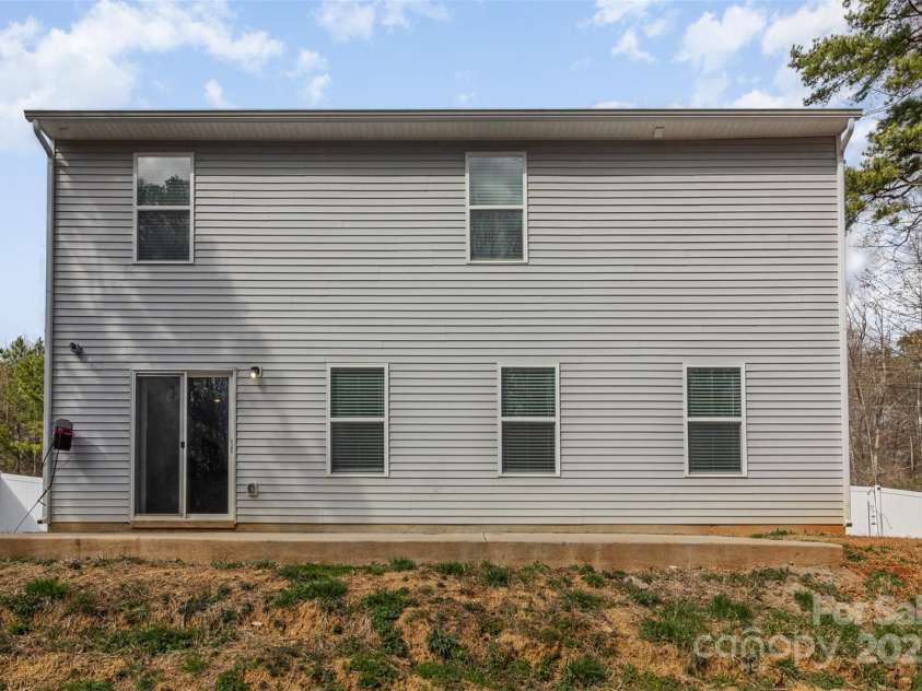 205 Athens Drive, Salisbury, NC 28147.  MLS# CAR4232692, YatesRealty ID 20179. 