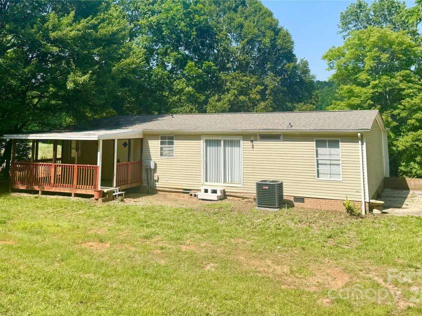 121 C & K Drive, Taylorsville, NC 28681.  MLS# CAR4270469, YatesRealty ID 2018. 