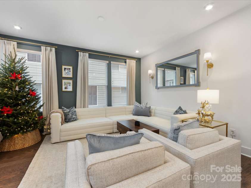 4027 Capital Ridge Court, Charlotte, NC 28205.  MLS# CAR4213738, YatesRealty ID 2018. 