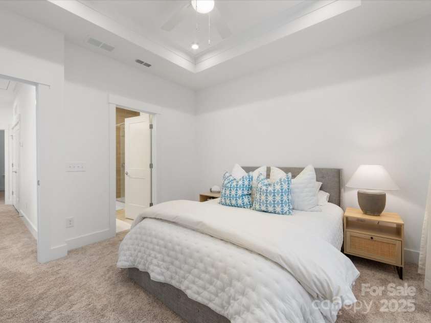 4027 Capital Ridge Court, Charlotte, NC 28205.  MLS# CAR4213738, YatesRealty ID 2018. 