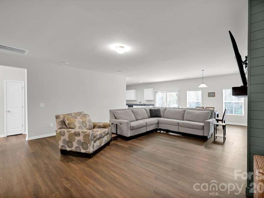 430 Steeple Chase Trail, Salisbury, NC 28144.  MLS# CAR4338043, YatesRealty ID 2018. 