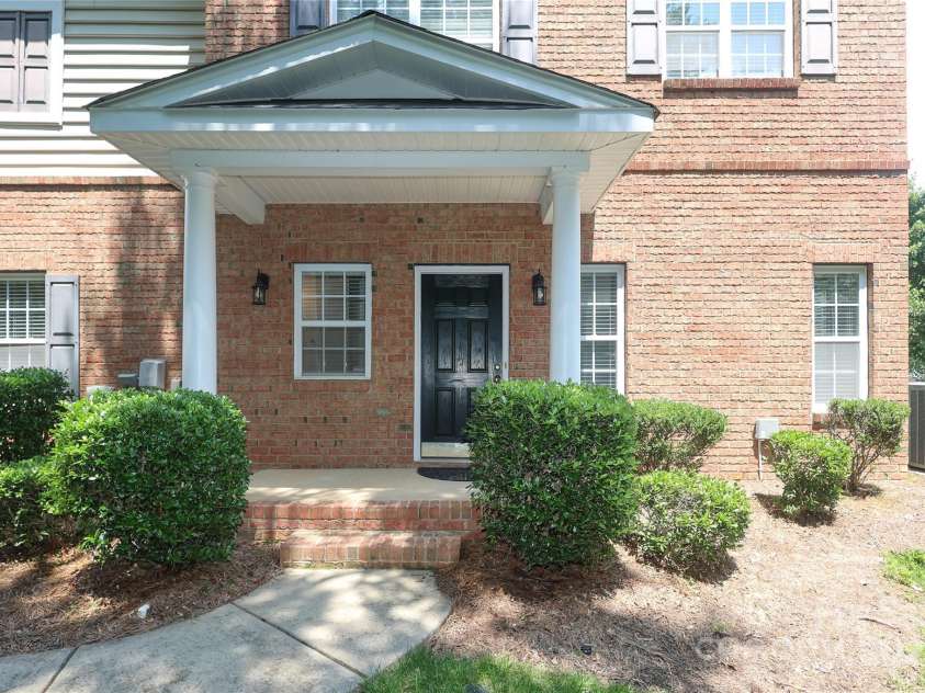 12321 Aquitaine Street, Charlotte, NC 28277.  MLS# CAR4269737, YatesRealty ID 20181. 
