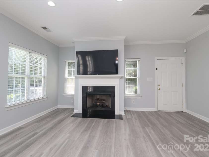 12321 Aquitaine Street, Charlotte, NC 28277.  MLS# CAR4269737, YatesRealty ID 20181. 
