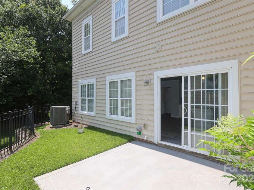 12321 Aquitaine Street, Charlotte, NC 28277.  MLS# CAR4269737, YatesRealty ID 20181. 