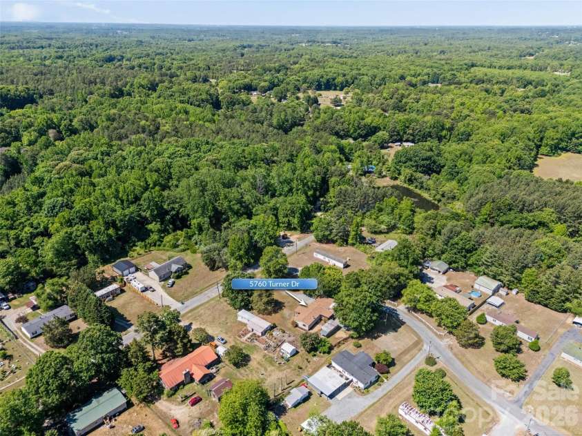 5760 Turner Drive, Kannapolis, NC 28081.  MLS# CAR4378549, YatesRealty ID 20182. 