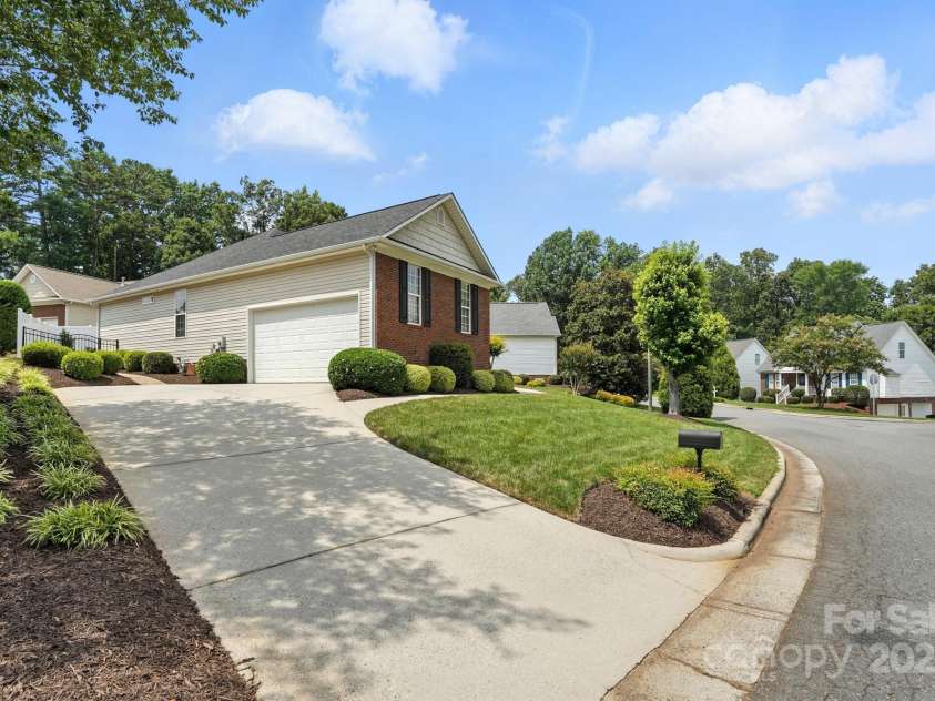 2300 Wednesbury Court, Kannapolis, NC 28083.  MLS# CAR4279823, YatesRealty ID 20183. Large Driveway