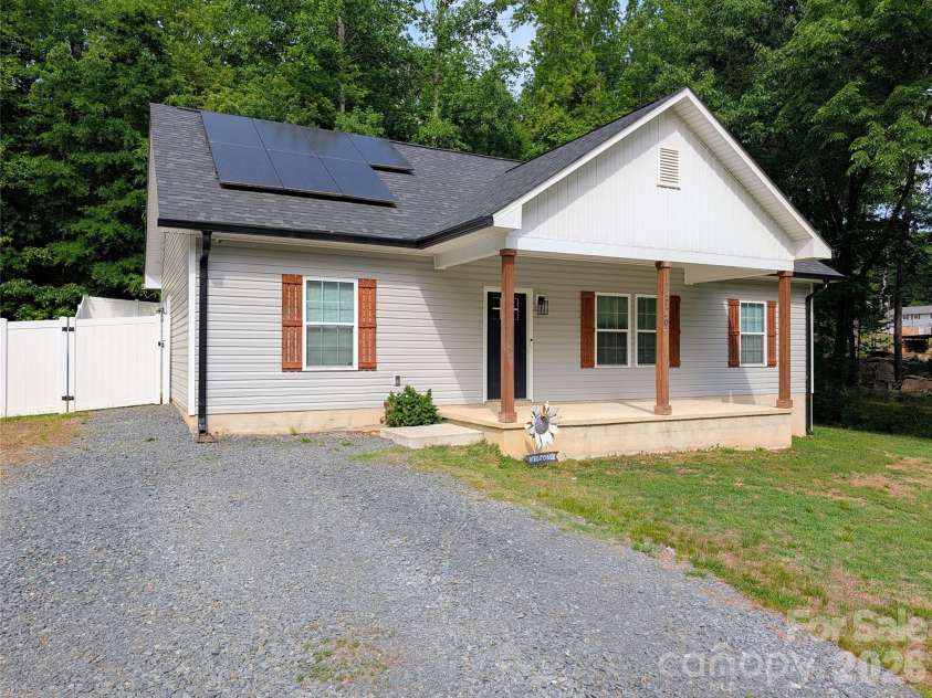 1329 Columbus Street, Albemarle, NC 28001.  MLS# CAR4327711, YatesRealty ID 20184. 