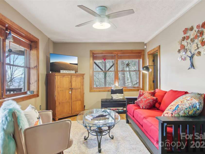 680 Creekside Drive, Maggie Valley, NC 28751.  MLS# CAR4232655, YatesRealty ID 20184. 