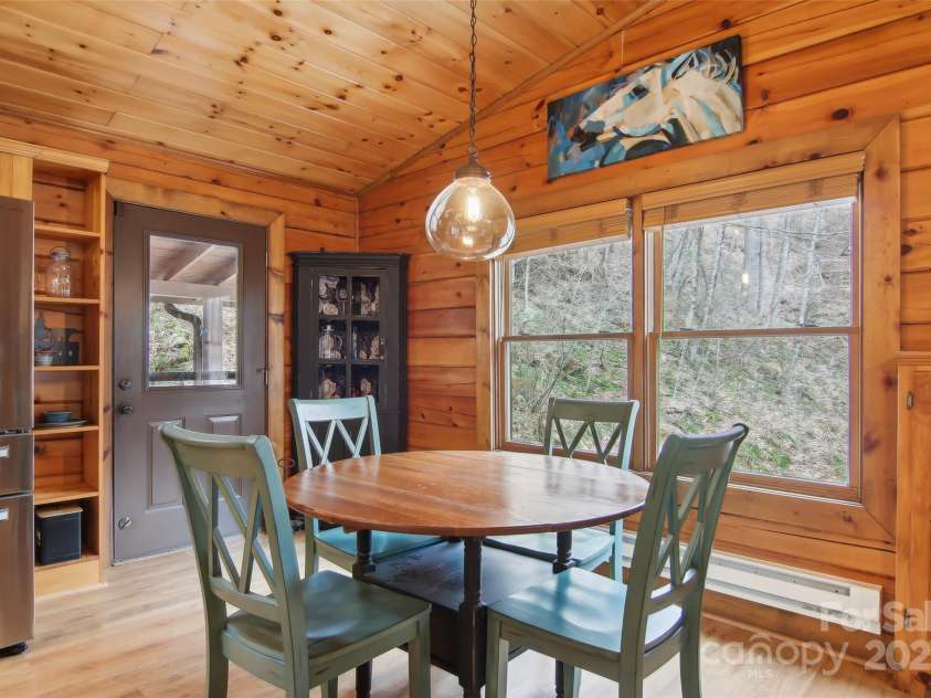 680 Creekside Drive, Maggie Valley, NC 28751.  MLS# CAR4232655, YatesRealty ID 20184. 
