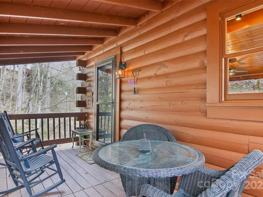 680 Creekside Drive, Maggie Valley, NC 28751.  MLS# CAR4232655, YatesRealty ID 20184. Back deck
