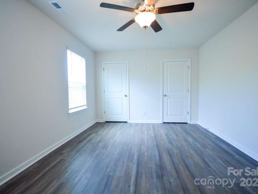 64 Cain Hollow Way, Asheville, NC 28806.  MLS# CAR4259281, YatesRealty ID 20185. 