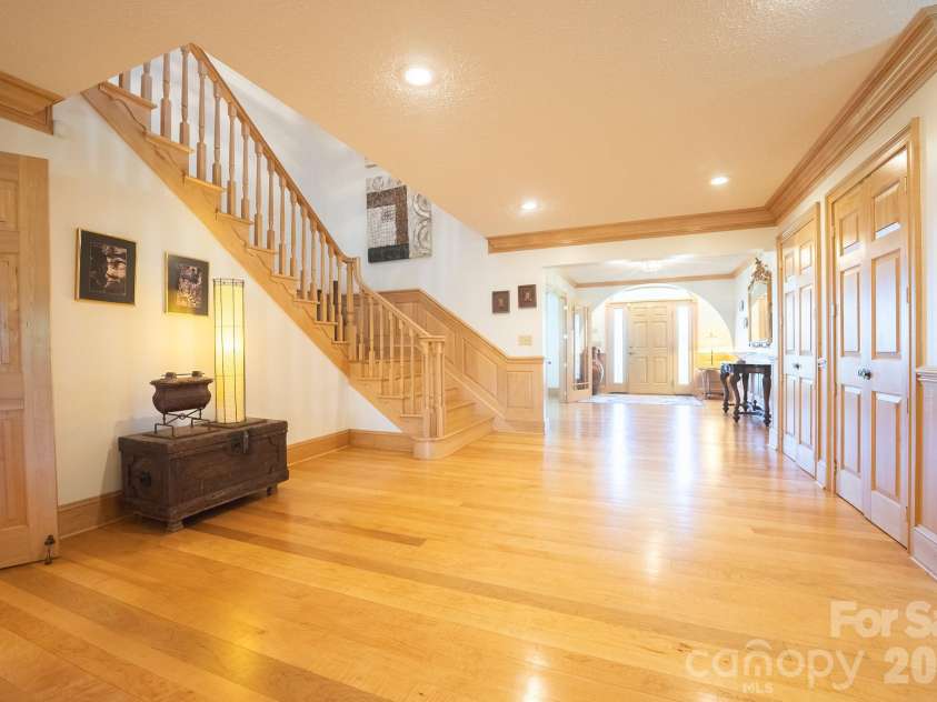 6985 Junaluska Road, Boone, NC 28607.  MLS# CAR4380137, YatesRealty ID 20185. 