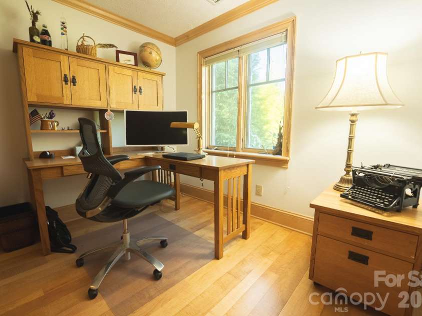 6985 Junaluska Road, Boone, NC 28607.  MLS# CAR4380137, YatesRealty ID 20185. 