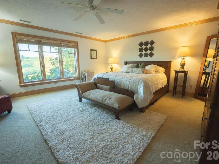 6985 Junaluska Road, Boone, NC 28607.  MLS# CAR4380137, YatesRealty ID 20185. 
