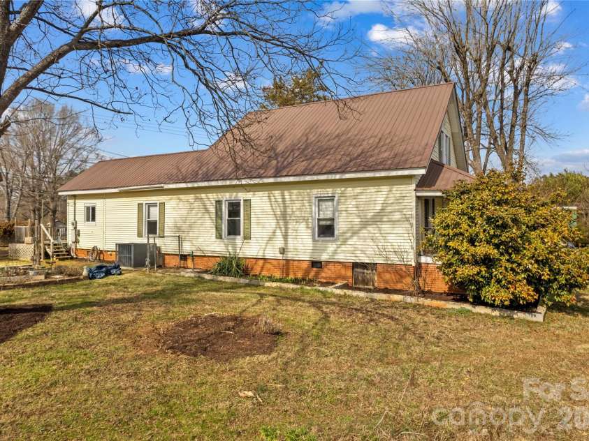 1022 Railroad Avenue, China Grove, NC 28023.  MLS# CAR4354651, YatesRealty ID 20187. 