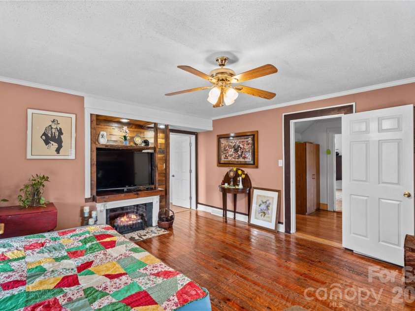 1022 Railroad Avenue, China Grove, NC 28023.  MLS# CAR4354651, YatesRealty ID 20187. 