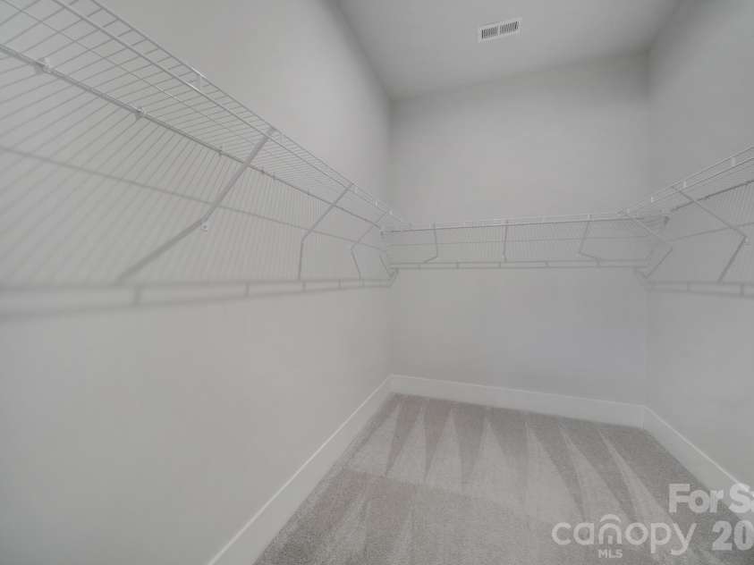 8021 Brookbank Drive, Charlotte, NC 28269.  MLS# CAR4345223, YatesRealty ID 20188. 