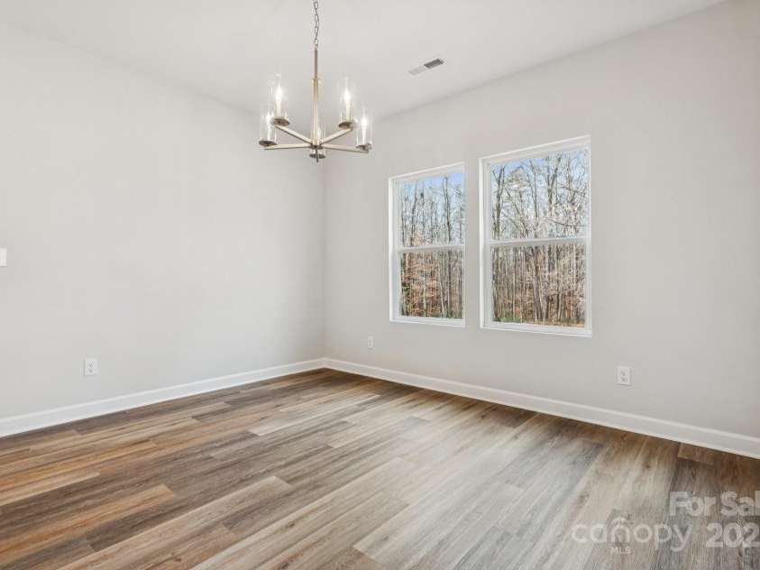 908 Westminster Drive, Statesville, NC 28677.  MLS# CAR4255889, YatesRealty ID 20188. 