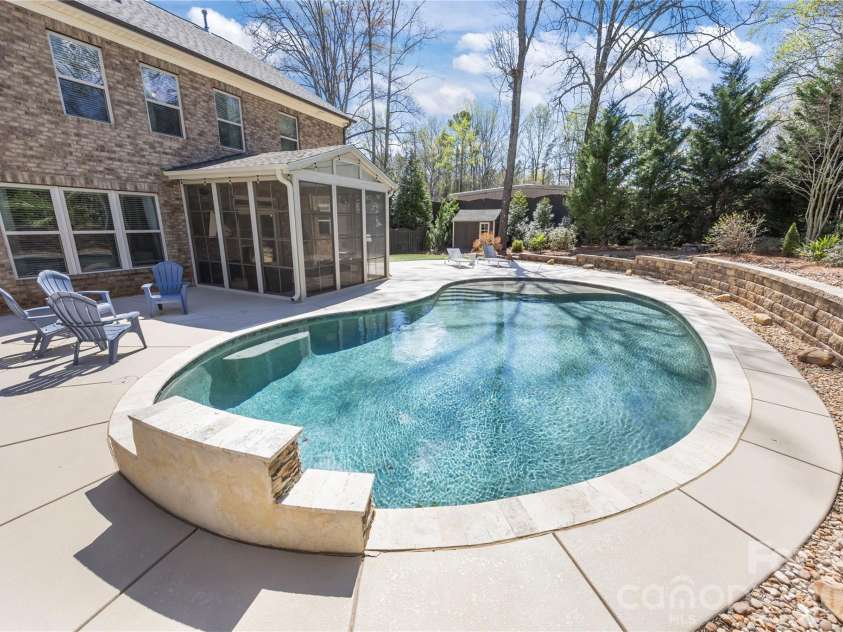 921 Rock Forest Way, Fort Mill, SC 29707.  MLS# CAR4359119, YatesRealty ID 20189. 