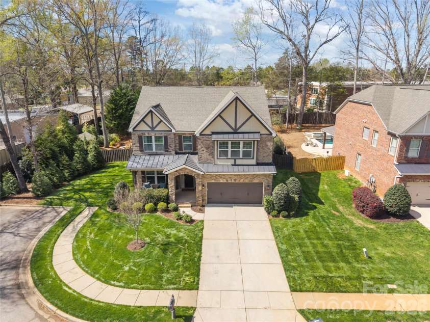 921 Rock Forest Way, Fort Mill, SC 29707.  MLS# CAR4359119, YatesRealty ID 20189. 